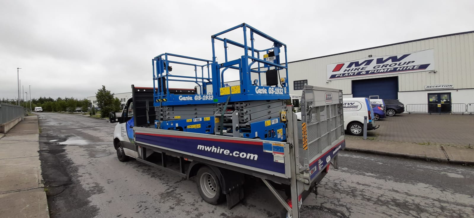 2 1932 lifts...SOLD...one to a Dublin company and one to a galway site